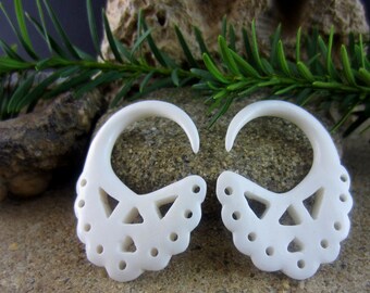 4G  Tribal  Ear Gauge  ,Carved buffalo bone Organic gauges, Body Piercing Jewelry L1807