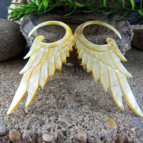 10G (2.5 mm) Yellow Mother of Pearl, Wing gauge , Seraphim gauge, Organic ,  Body Jewelry L2510