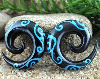 One pair of 4G  Tribal Spirals, buffalo horn Gauged ,Organic gauges, Body Piercing Jewelry L4265