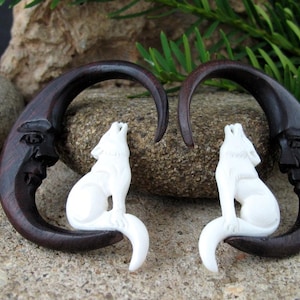 6G - 4 mm,   Tribal Gauge, Howling Wolf  and Crescent Moon , Body Piercing Jewelry L4103
