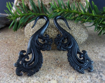 One pair of  10G-2.5 mm  Carved Buffalo  horn gauge , Organic gauge, Body Piercing L1937