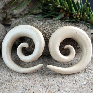 One pair of 0G  Excellent wooden    Spiral , Organic Ear Gauge, Tribal Gauge, Body Piercing L4030