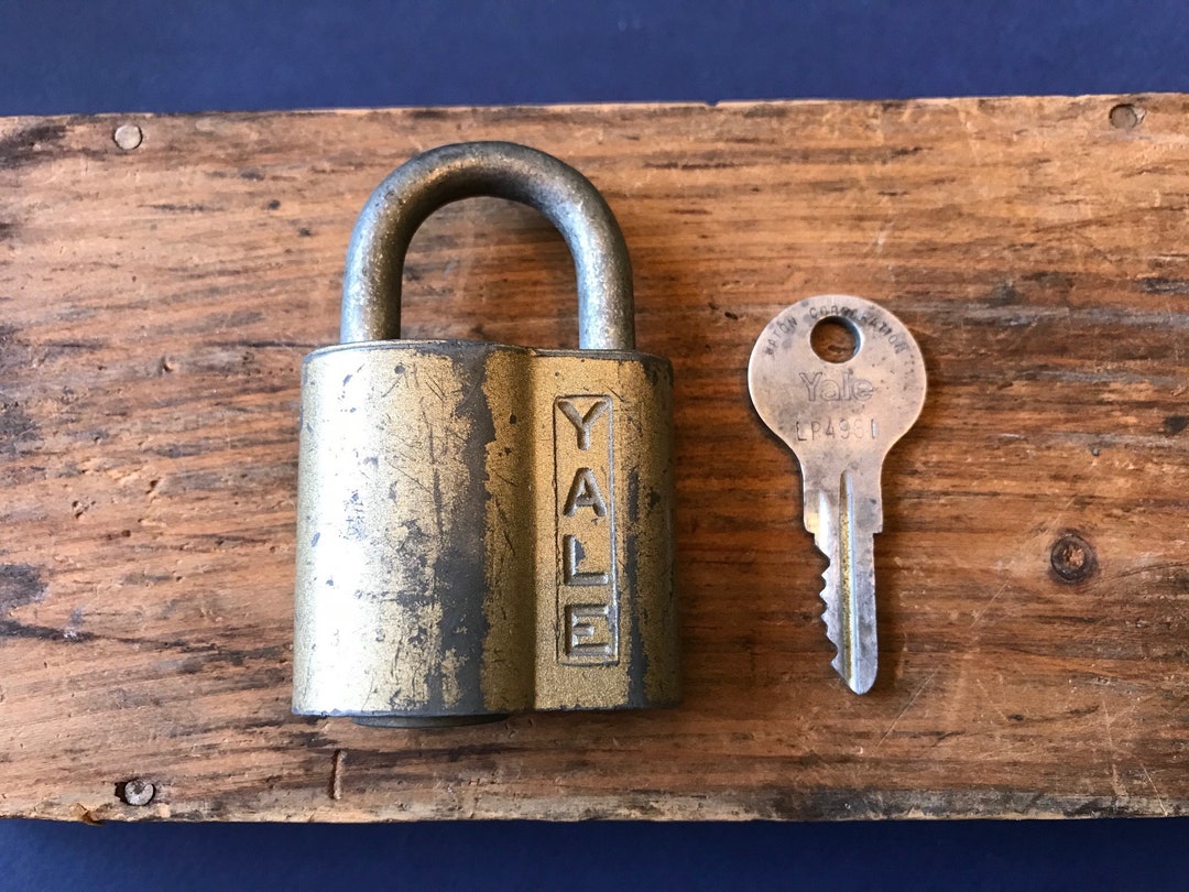 Vintage Yale Pin Tumbler Lock and Key. Made in USA. Key Etsy UK