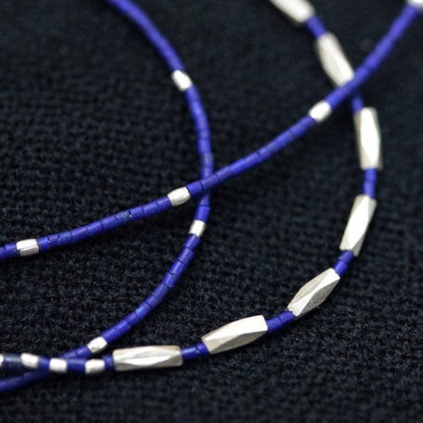 Dark blue lapis lazuli and silver beads necklace (N0021)