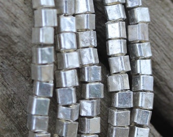 Silver cube beads bracelet with adjustable chain (B0073)