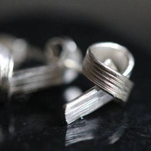 Handmade silver knot stud earrings with streaks*silver earring*stud earring*earring for women*earring for her(E0170)
