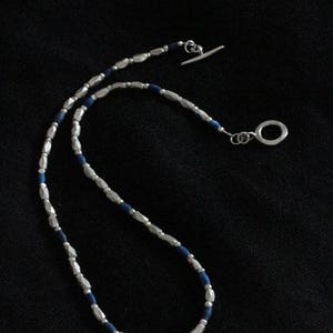 Handmade necklace with diamond shape silver and barrel-shape lapis lazuli beads N0045 image 3