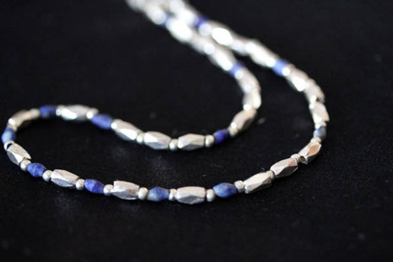 Handmade necklace with diamond shape silver and barrel-shape lapis lazuli beads N0045 image 1