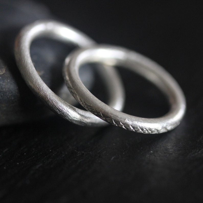 Pair of handmade silver rings with different textures R0053 image 3