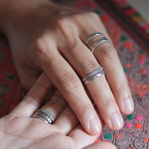 Stackable silver rings with different textures R0021 image 7