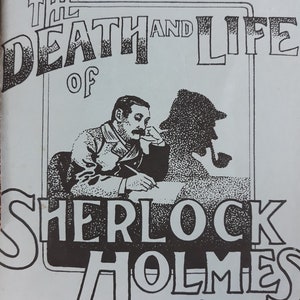 Puede incluir: Una ilustración en blanco y negro de Sherlock Holmes, con el texto "The Death and Life of Sherlock Holmes by Suzan Zeder" sobre un fondo azul claro.