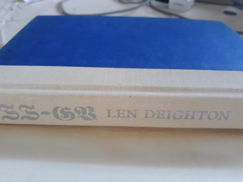 Vintage spy novel: SS-GB by Len Deighton, 2nd US Pr., 1979 image 6