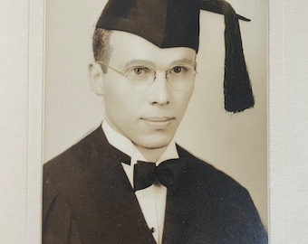 Fotografía antigua encontrada: fotografía de graduación, profesional, Portland, alrededor de 1930