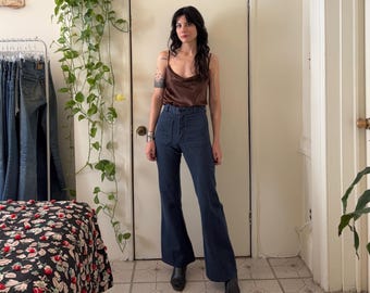 Marineblauwe tuinbroek met hoge taille uit de jaren 70