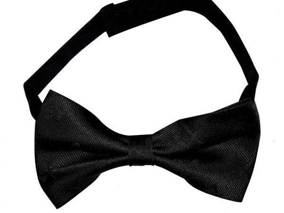 Freemasons Discreet Square and Compass Design Bow Tie in Black Freemasons Discreet Square and Compass Design Bow Tie in Black