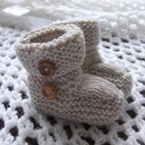 Knitting pattern to knit modern baby booties dk