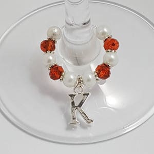 Amuletos de cartas, Amuletos iniciales, Amuletos de aniversario, Amuletos de cumpleaños, Regalos para ella, Regalos para él, Rellenos de medias, Amuleto de copa de vino, Favores