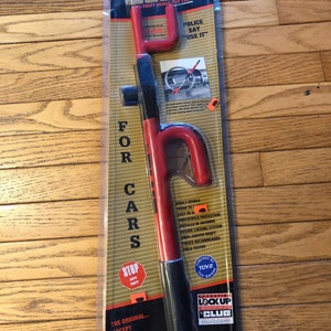 The CLUB steering wheel lock Red - Model 1000 - 2 keys - new in package