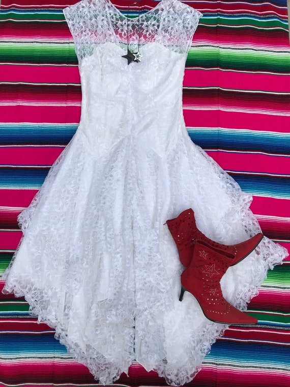 White lace 80s dress, handkerchief hem. Boho. Stea