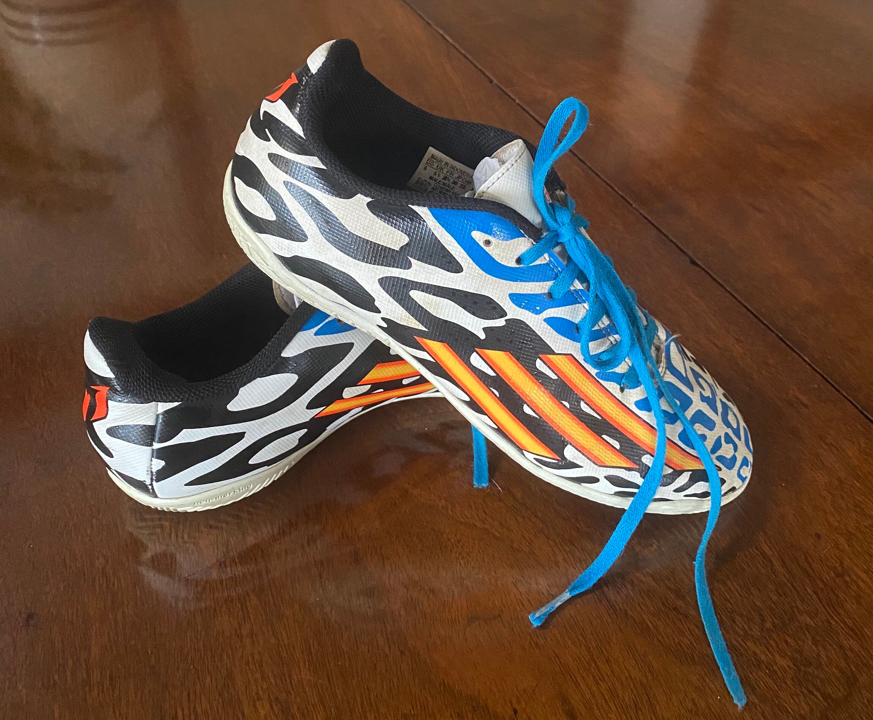 Adidas Vintage Runners* Op Art* Custom* Abstract* Size UK