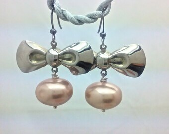 Pendientes de perla la pajarita beige arco plata perla pendientes