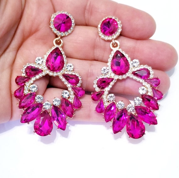 Hot pink chandelier best sale earrings