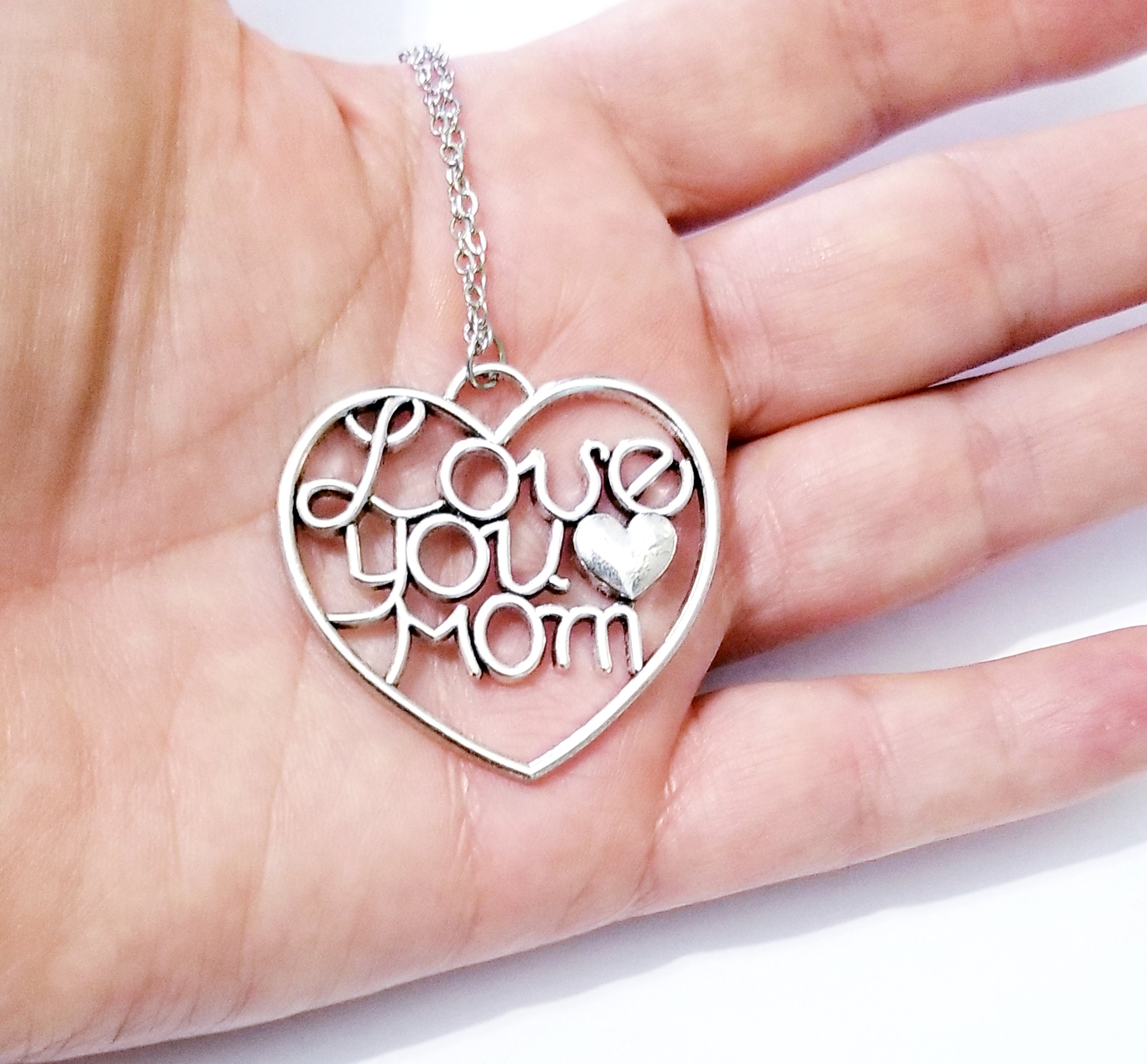 Love mom necklace deals