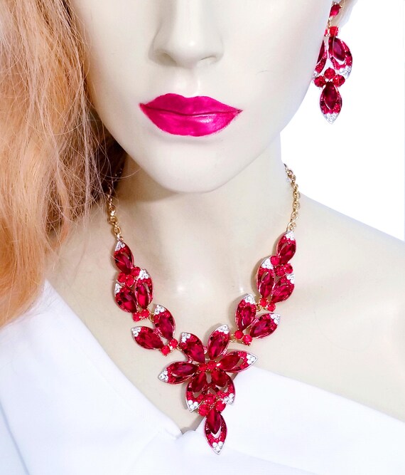 Rhinestone Necklace & Earrings Set 0058 - Craze Fashion