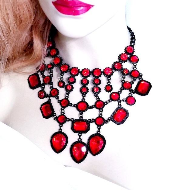 Red statement necklace deals