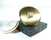 Unused vintage Stratton powder compact 1950s unused compact mirrors faux pearl