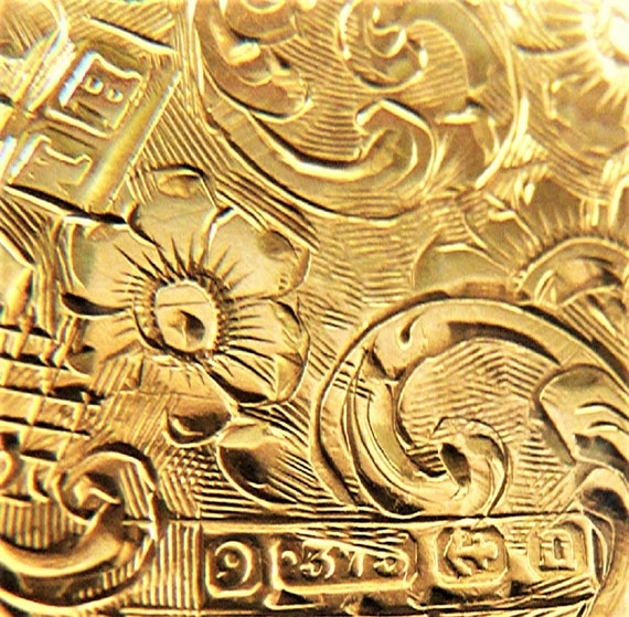 Solid Gold Antique Double Portrait Locket With 18 Inc… Gem