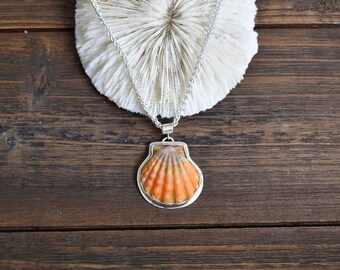 Gloripallium Bright Yellow Shell Necklace Solid 925 Silver Chain