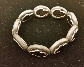 Black mineral bracelet