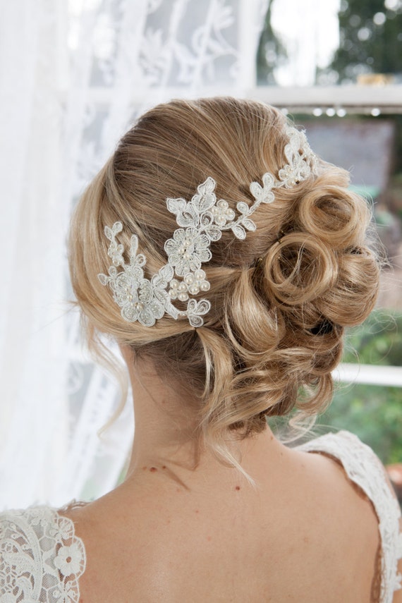Lace Double Comb Headpiece With Swarovski Pearls and  display picture 1