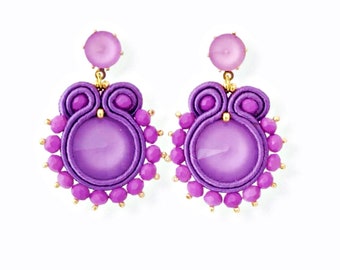 Soutache pendant earrings, Lilac and gold earrings with beads and crystals