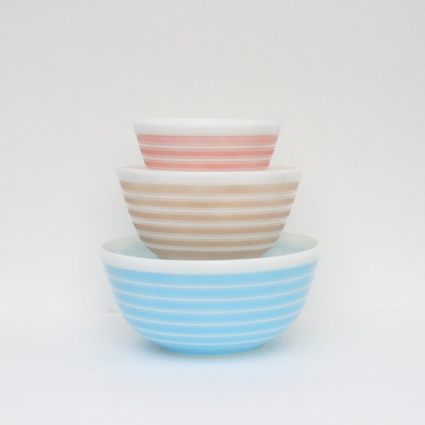 Vintage Rainbow Stripe Mixing Bowls Set ~ Vintage Kitchen Mixing Bowls ~ Rare Striped Pyrex Bowls