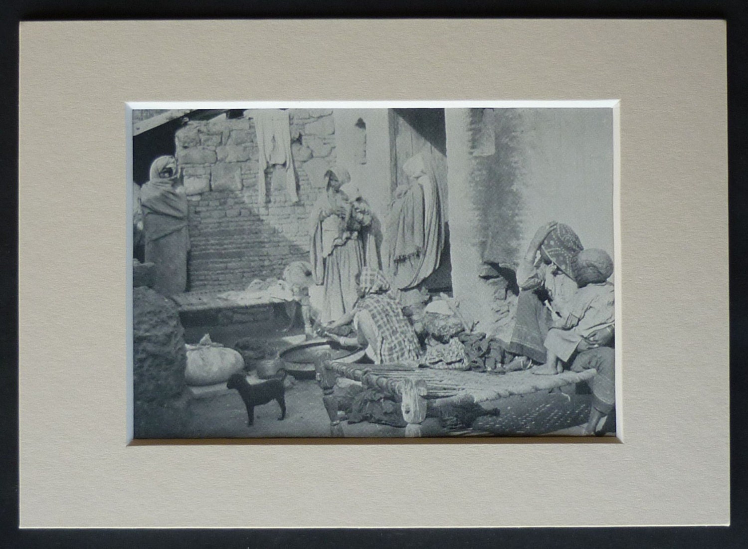 Image of 1920S Vintage Social History Print Of An Indian Dwelling Historical Photography Life in India, Antique Picture A House Delhi