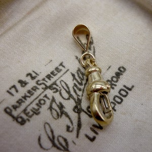 9ct Gold Dog Clip with Bail, Solid Gold Clasp For Necklace
