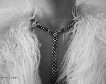 Chunky Silver Chain Y Necklace: Daring Drop Collar