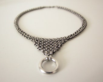O-ring Chain Choker, V Drop O-Ring Pendant, Chunky Choker, Edgy Necklace, Bold Statement Necklace, Day Collar, Unique Gift Idea