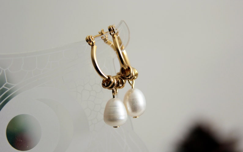 Pearl Drop Hoops, Pearl Huggie Hoop Earrings, Pearl Drop Earrings, Bridal Earrings, Bridesmaid Gift, Pearl Jewelry, Gift for Mom Active