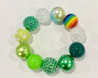 St Patrick's Day Big Perlen Armband, Regenbogen Perlen, Sparkle, Bubblegum Perlen, 20 mm Stapelschmuck, benutzerdefinierte Farben, stark elastisch