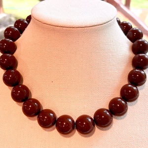 Chunky Bead Necklace, Brown Big Beads, CHOCOLATE BROWN, Stretchy, Handmade Jewelry, Unique Gift, Fall Jewelry, Brown Necklace