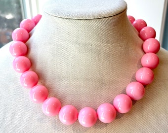 Barbie Pink Bead Necklace Pink 20mm Bubblegum Bead Necklace Chunky Necklace Big Beads Choker Necklace Beaded Jewelry Custom Colors Available