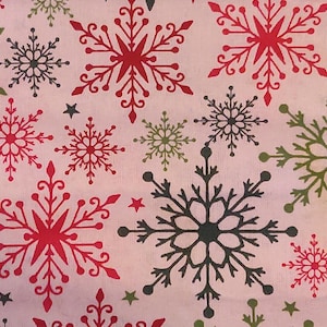Fat Quarter, Red and Green Snowflakes on White Fabric, 100% Cotton