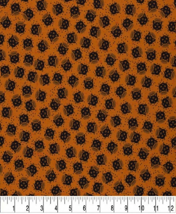 Scaredy Cats White Purr-fect Halloween Fabric by Terri Degenkolb