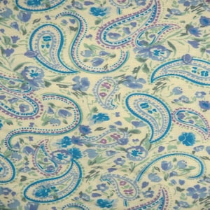 Floral Paisley Fabric, 100% Cotton fabric, Fabric by the Yard