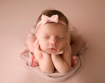 pink baby bow headband,dainty newborn bow headband ,Pink small bow ,Pink baby bow headband ,RTS pink bow headband