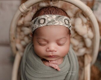 Embroidered headband ,Cream sage headband,Sage baby headband,Photo prop headband