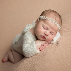 Dainty Flowers headband Newborn Headband ; Baby girls Dainty Photo Prop ;White Headband for baby
